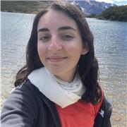 Profesora de inglés y demás materias del secundario imparte clases a personas de todas las edades